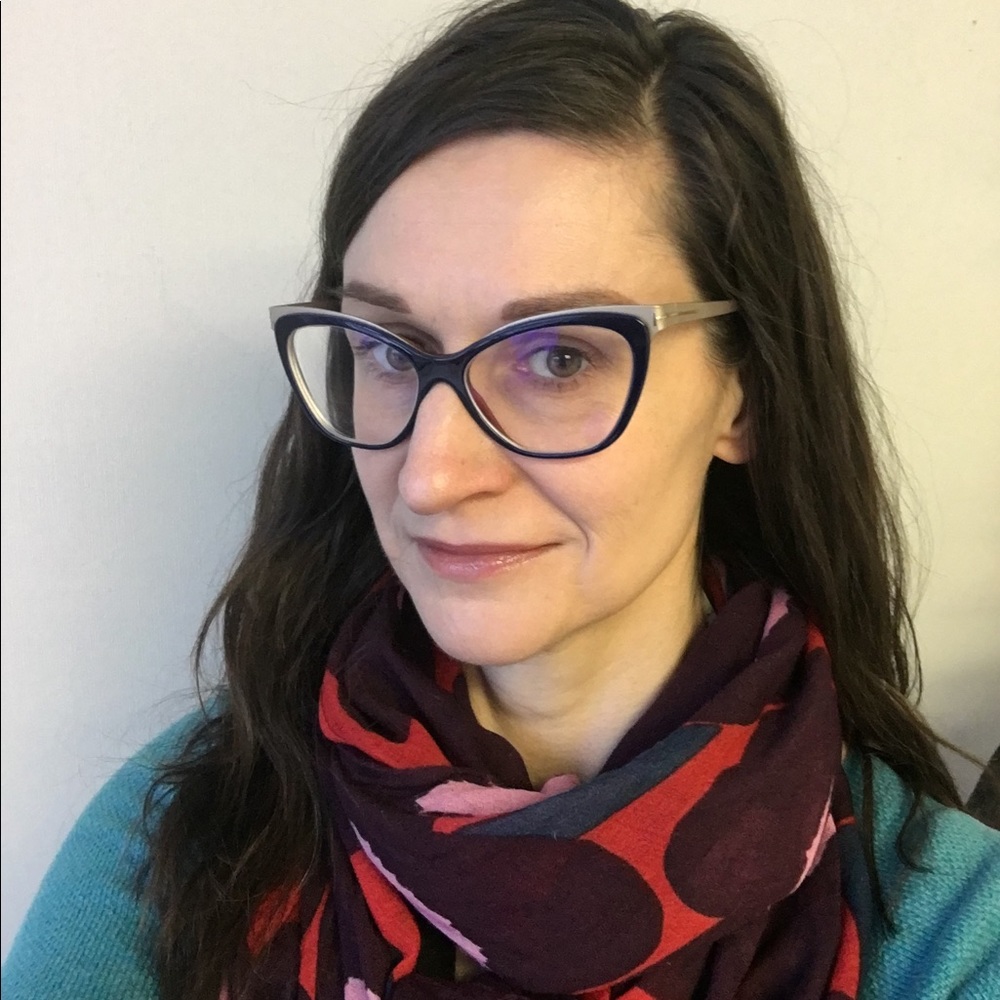 Meet your Posher, Lisa